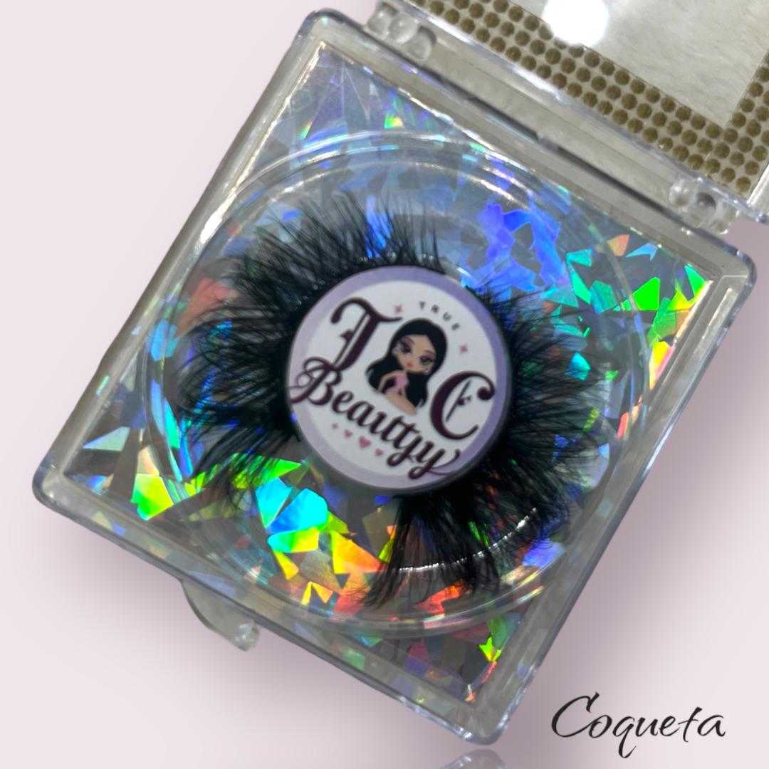 Coqueta Cat Eye lash strip