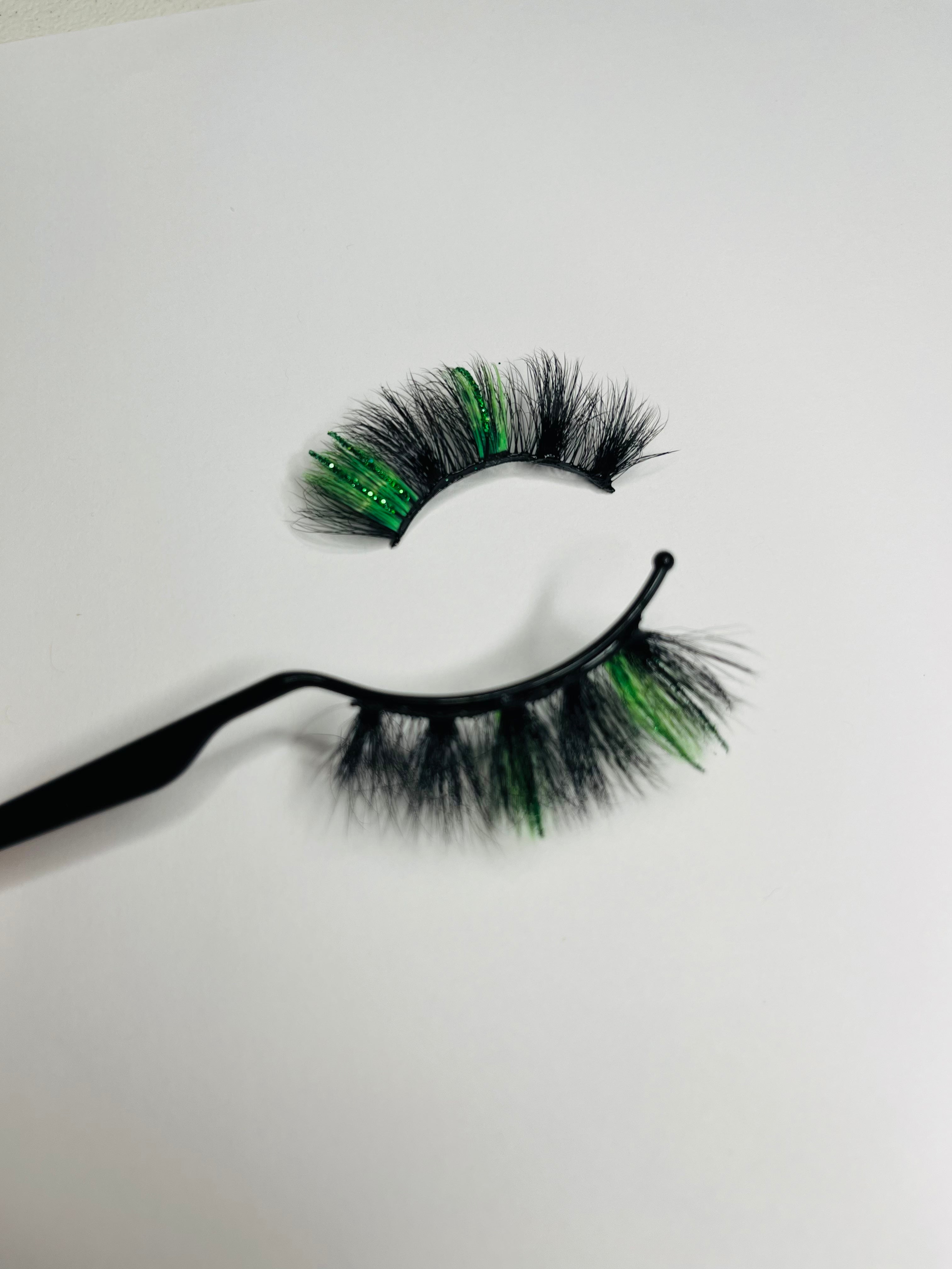 Lucky Charm Glitter & Colored Mink Lashes 5D