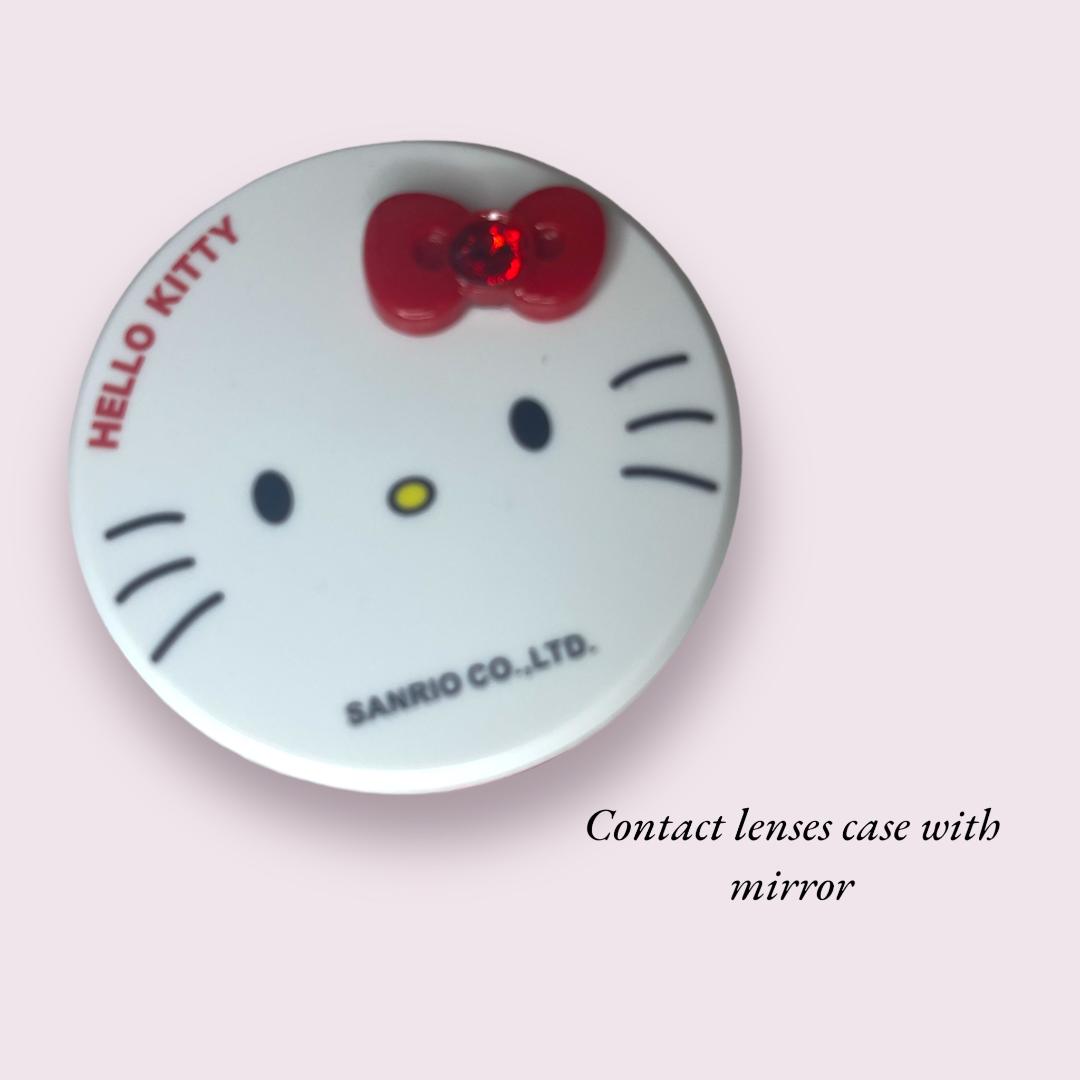 Contact lense case with mirror